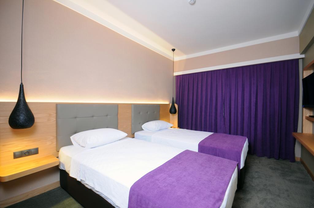 Candan Citybeach Hotel Мармарис Екстериор снимка