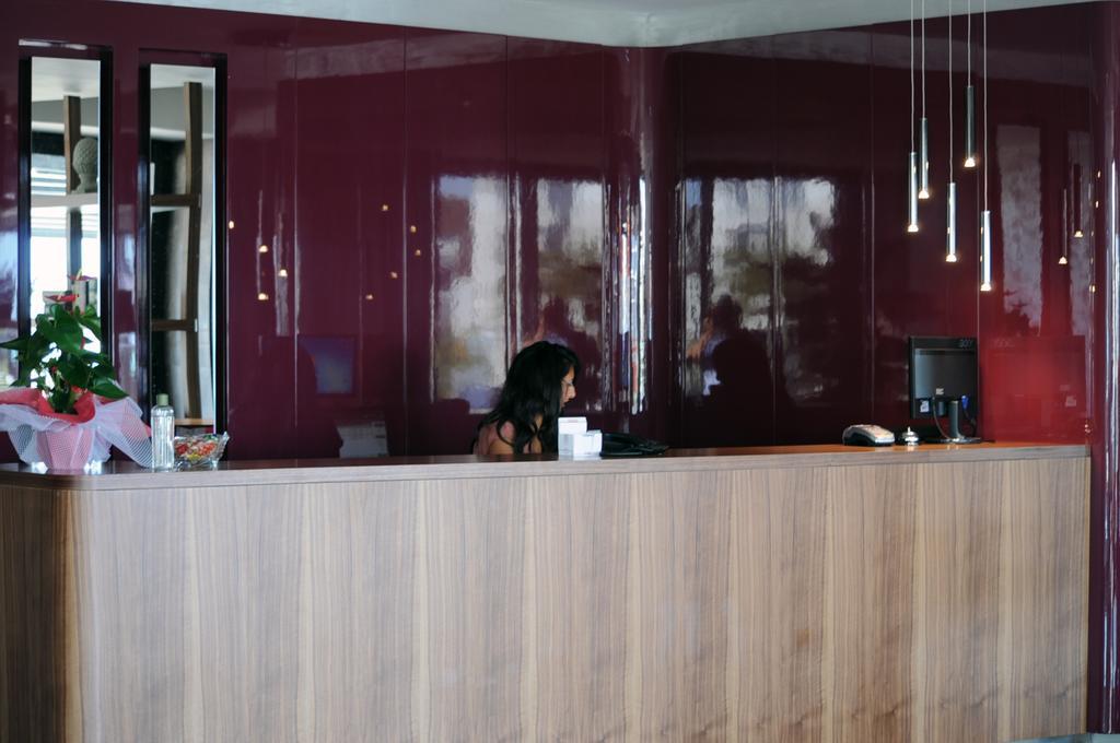 Candan Citybeach Hotel Мармарис Екстериор снимка